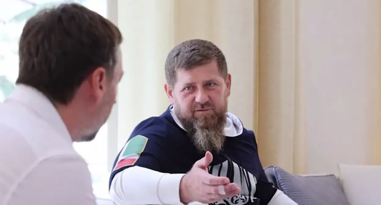Владислав Бакальчук (слева) и Рамзан Кадыров. Фото: Телеграм-канал RKadyrov_95